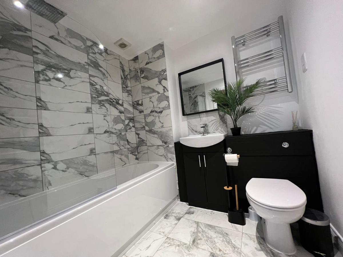 Modern 2 Bedroom Aesthetic Apt Manchester Extérieur photo
