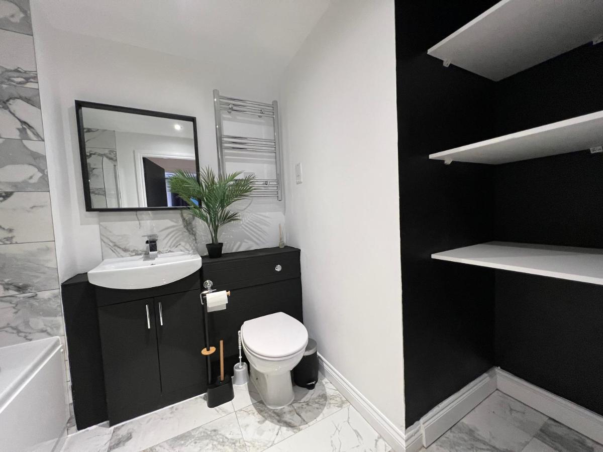 Modern 2 Bedroom Aesthetic Apt Manchester Extérieur photo